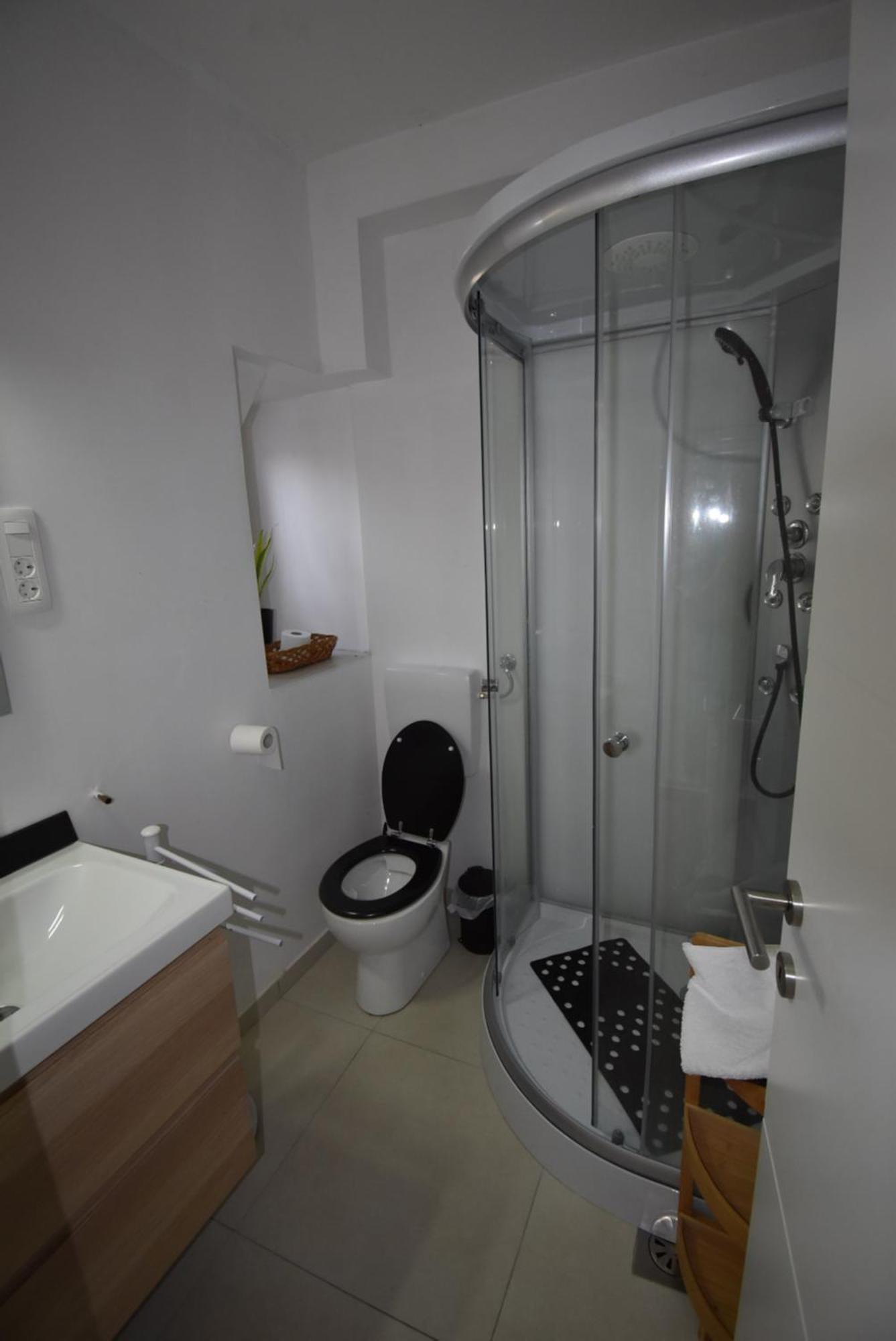 Apartments Free Alps, Massage & Wine Bovec Exterior foto
