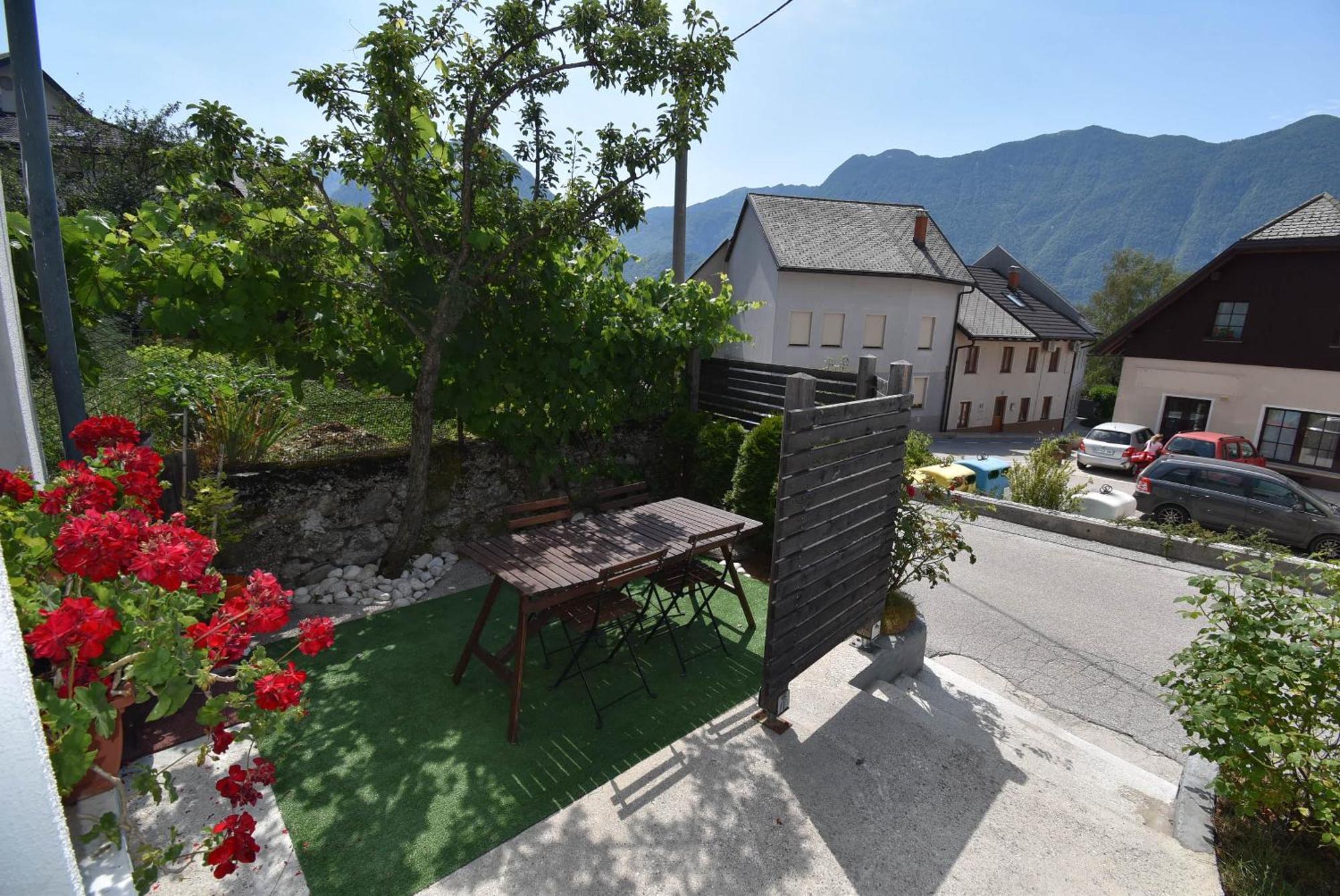 Apartments Free Alps, Massage & Wine Bovec Exterior foto